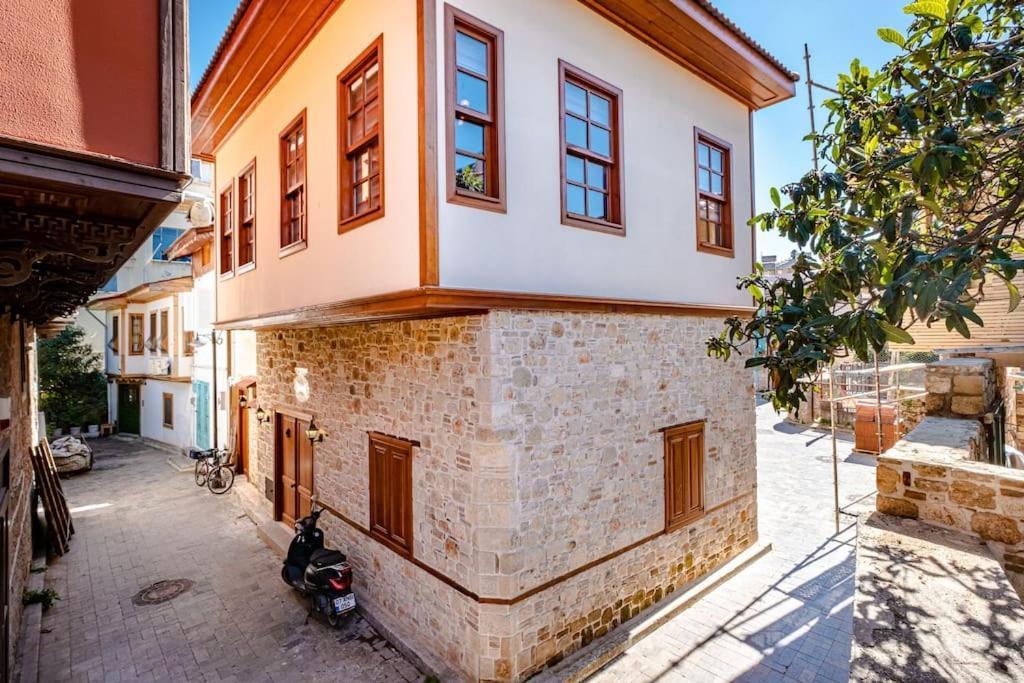 Houseoftulipan Villa Antalya Exterior photo
